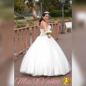 Meet your Posher, Elena